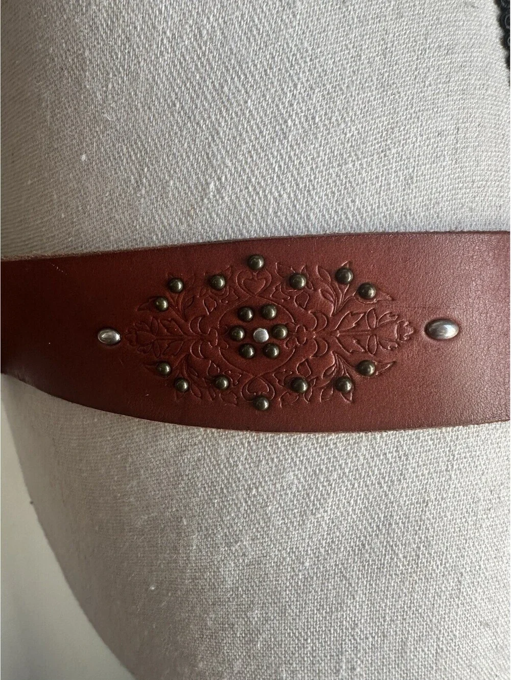 Lucky Brand Brown Genuine Leather Studded Floral Embossed Belt - Size Medium